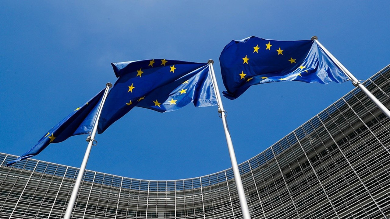 Macaristan ve Polonya AB bütçesini veto etmeye devam edecek