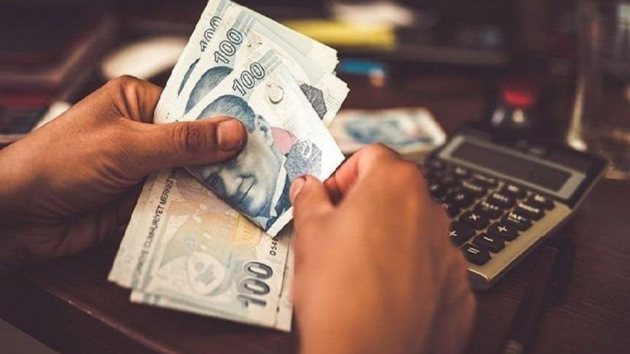 Kamu-Sen’den memurlara ek zam talebi