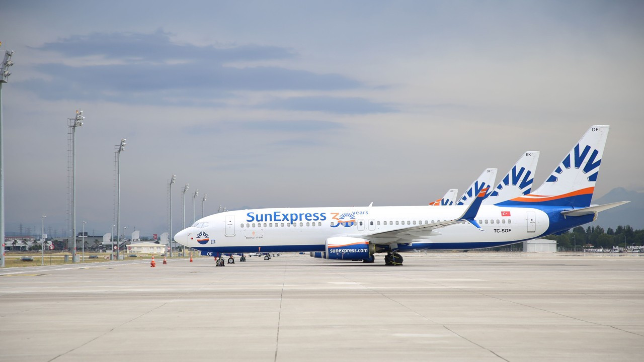 SunExpress, deprem bölgesi kalkış ve varışlı uçuşları ücretsiz yaptı