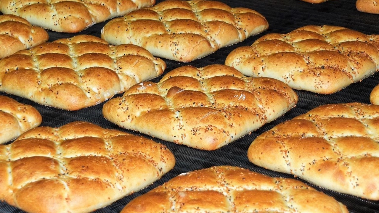 İmamoğlu: Halk Ekmek büfelerinde pide 1.5 TL