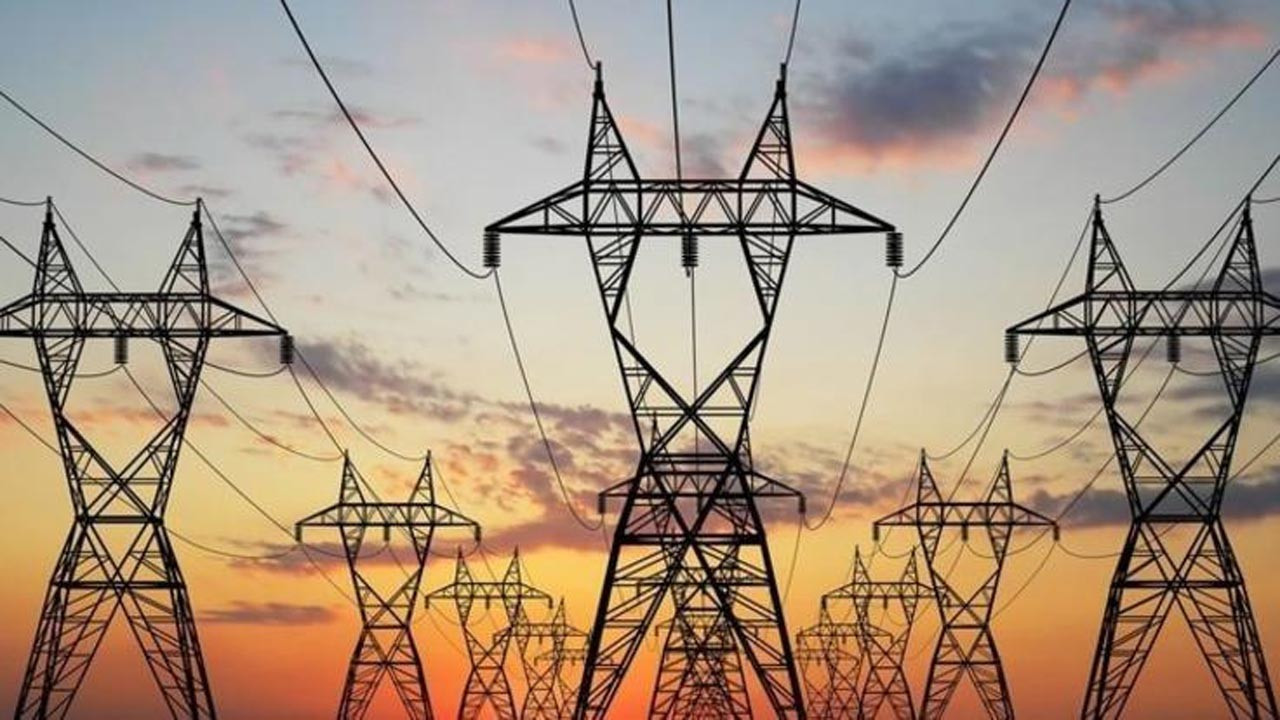 Elektrik üretimi 2 bin 733 gigavatsaat arttı