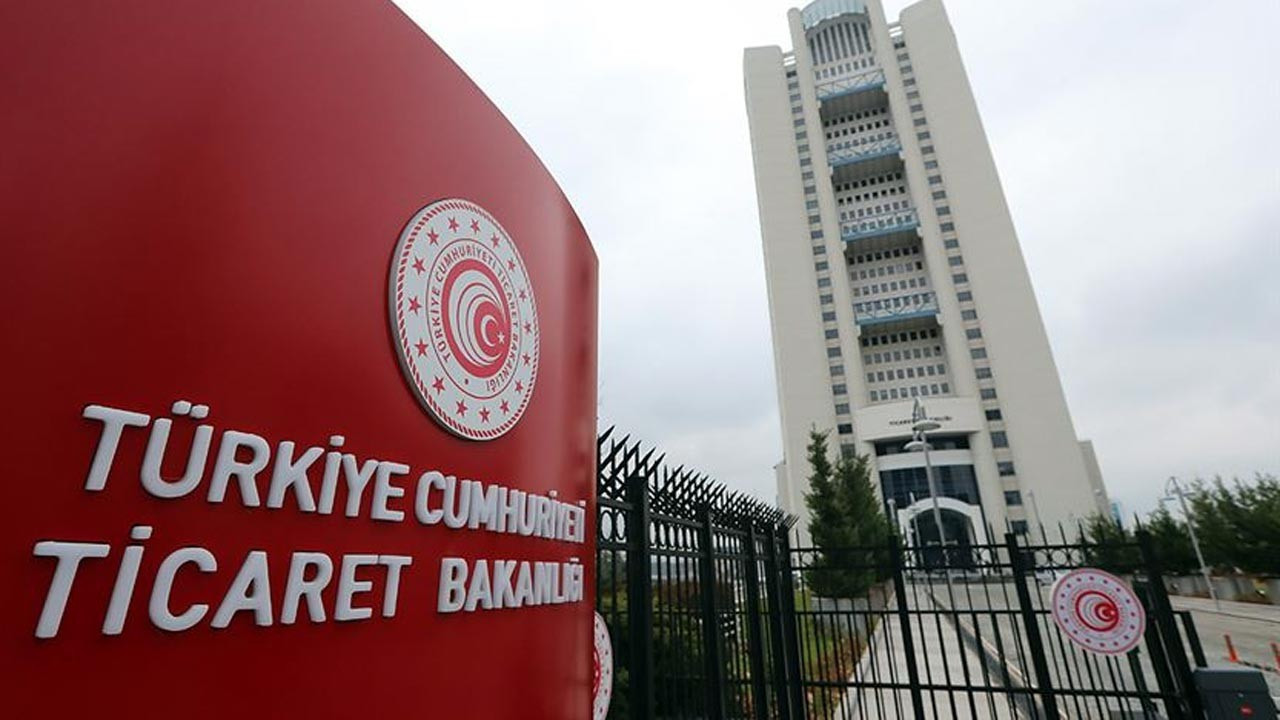 Ticaret Bakanlığından 'intihalci tez yazımı' açıklaması