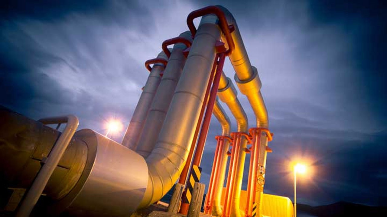 Katar Enerji ile Çinli 'S&T' arasında 15 yıllık LNG anlaşması