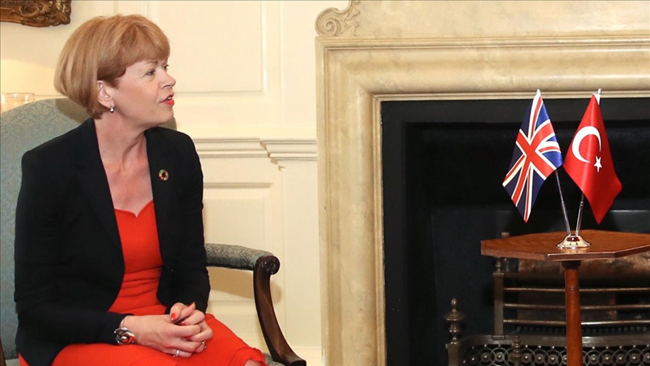 İngiliz bakan Wendy Morton’dan selzedelere: ‘Hayatını kaybedenlerin ailelerine başsağlığı dilerim’