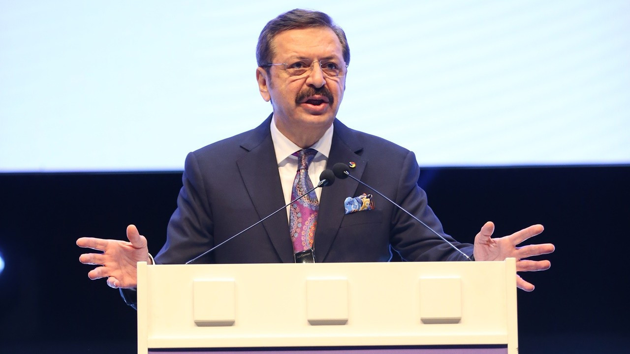 TOBB Başkanı Hisarcıklıoğlu: Dünyanın en değerli arazisi akıllı telefon ekranıdır