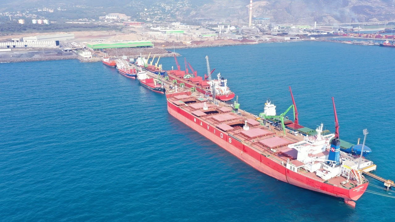 Tosyalı İskenderun Limanı’nda 1 milyon tonu aşkın elleçleme