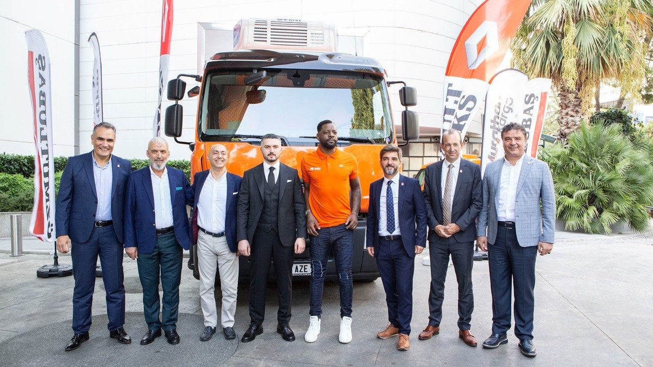 Murat Lojistik’ten 100 adet Renault Trucks D kamyon alımı