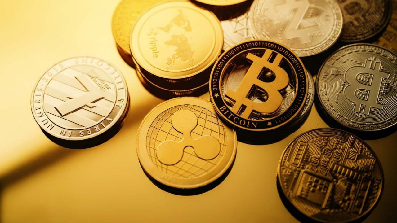 Bitcoin'in 118 bin doları aşması altcoinleri de hareketlendirdi