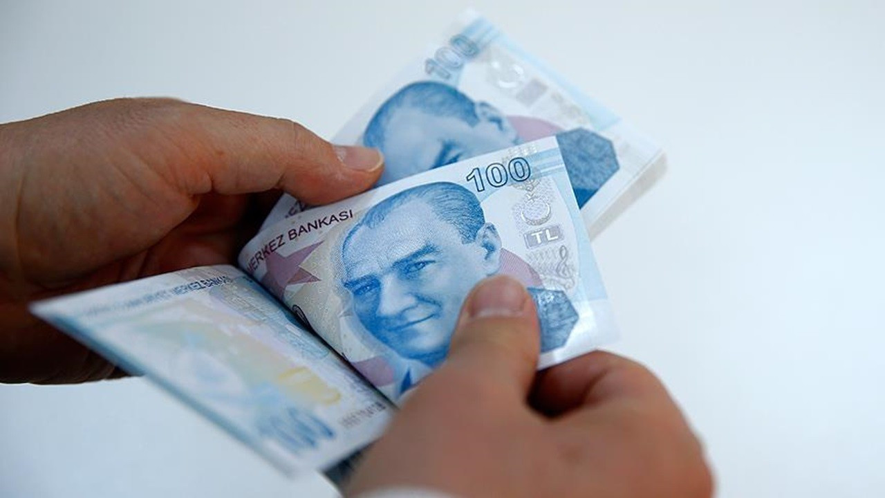 Ağbaba: Asgari ücretliler artık kredi kartına bağımlı olarak yaşamak zorunda kalıyor