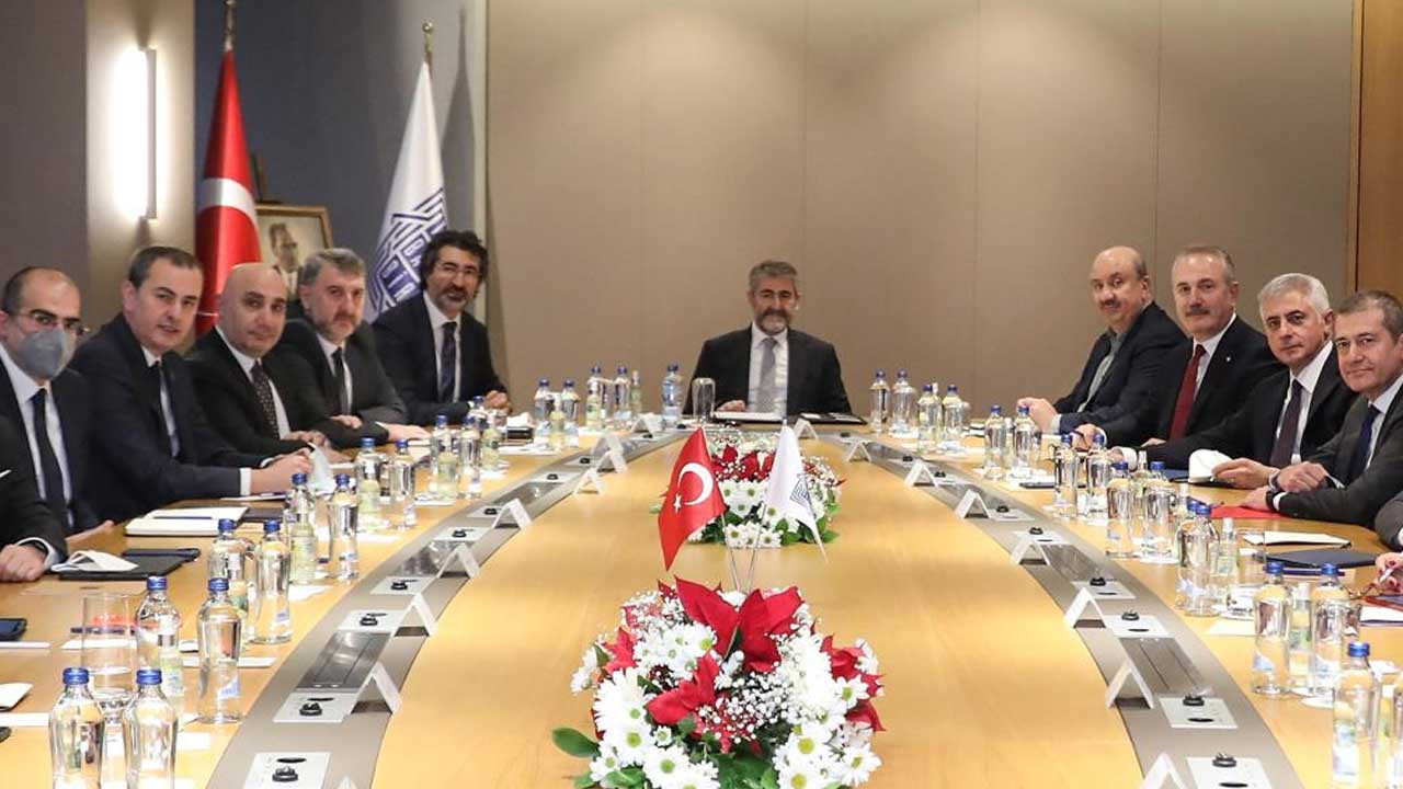 Bakan Nebati, bankacılarla bir araya geldi