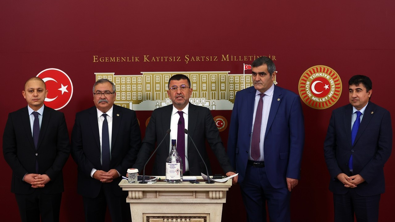 CHP'li vekiller sahte içki ölümlerine karşı TBMM'yi göreve çağırdı