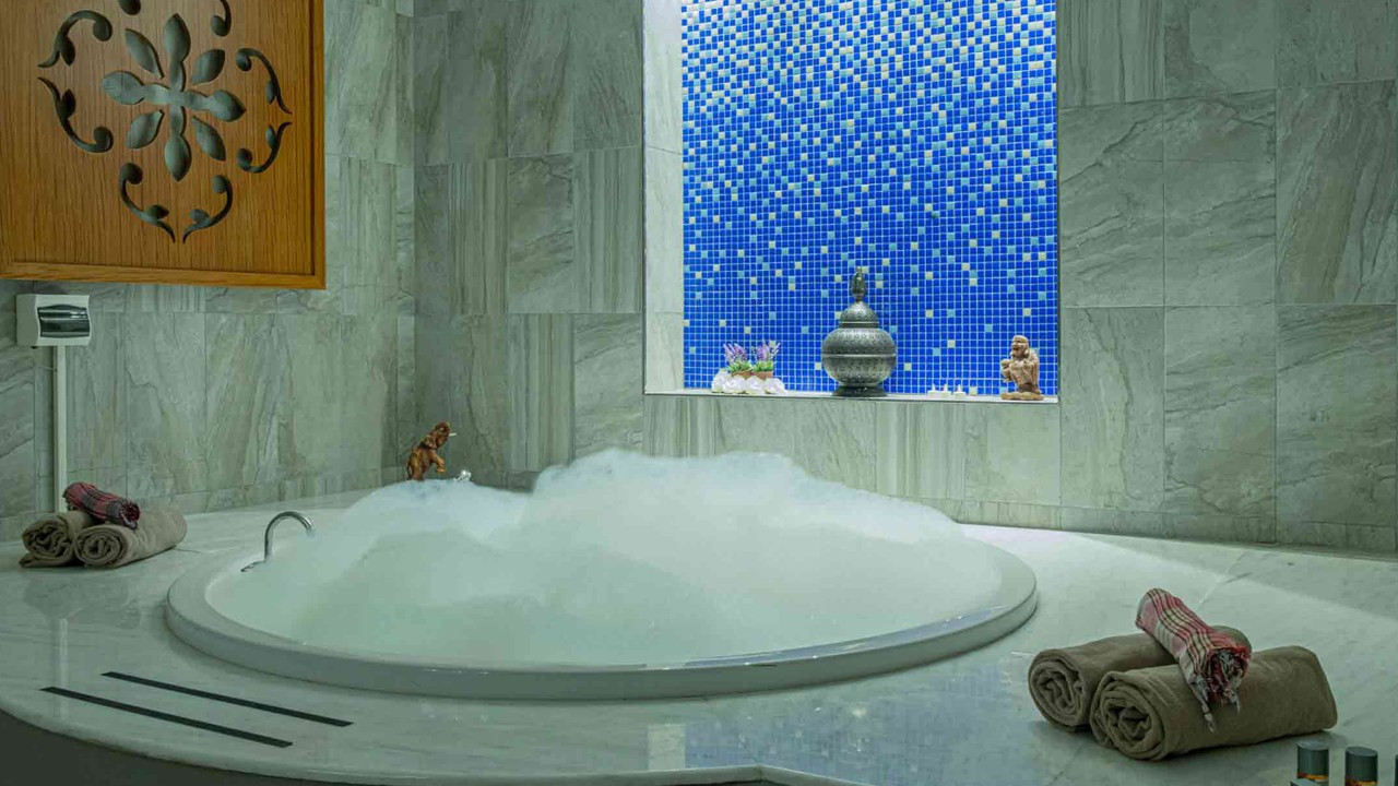 Afyon’da termal oteller sezona umutlu başladı