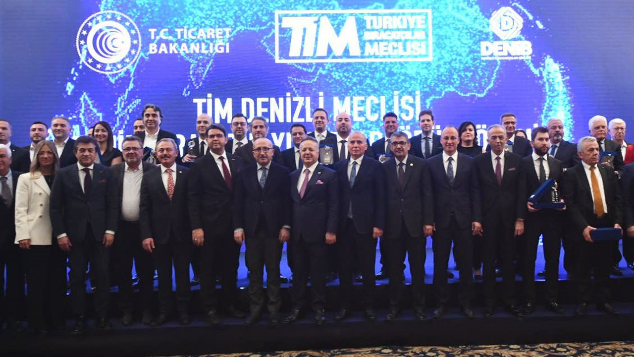 'İhracatta önümüz açık, yatırımdan korkmayın'