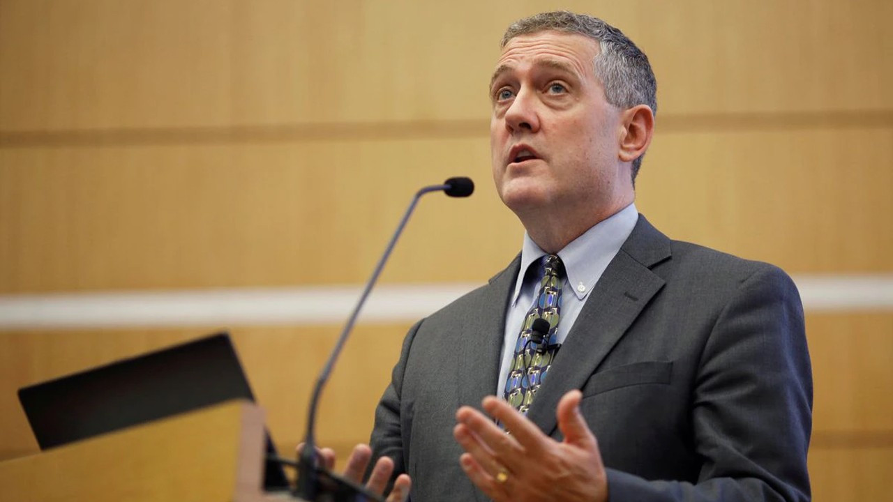 Bullard'dan faiz öngörüsü: 1970'lerin tekrarlanma riski var