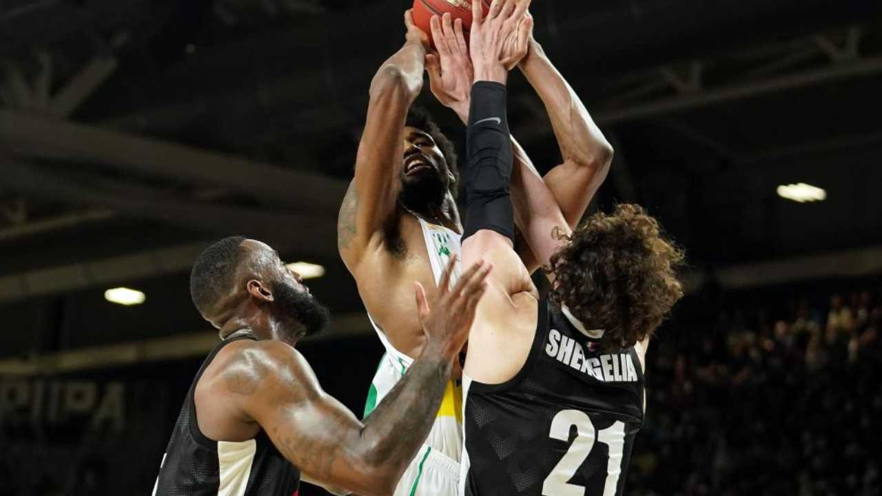 Bursaspor, EuroCup ikincisi oldu: 80-67