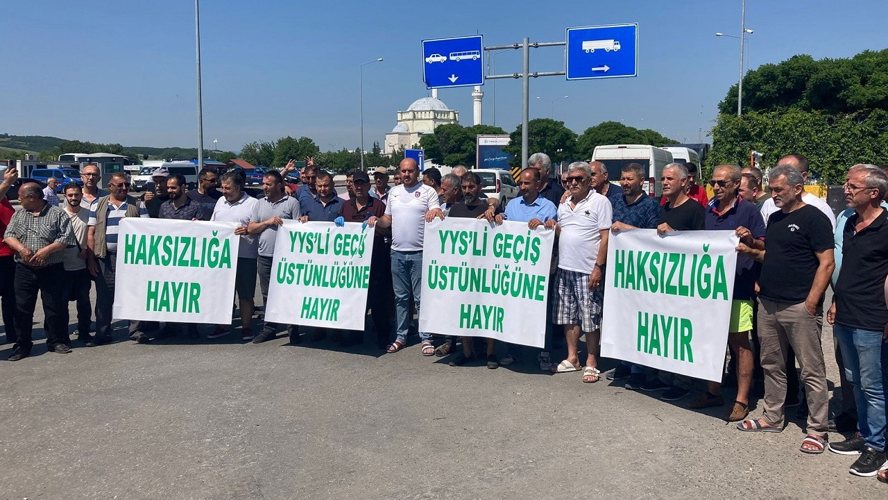 Sofya 'operasyonu'nun faturası Türk TIR'ına kesildi