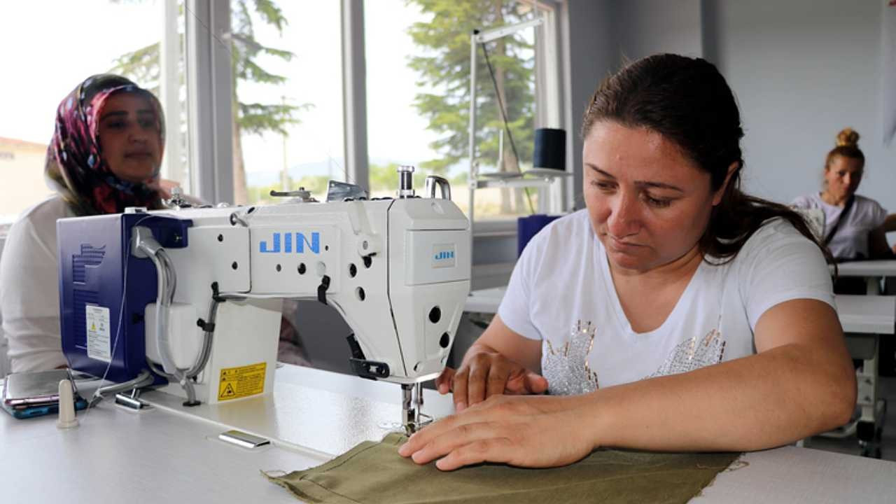 Kadın istihdamına pozitif ayrımcılık geliyor