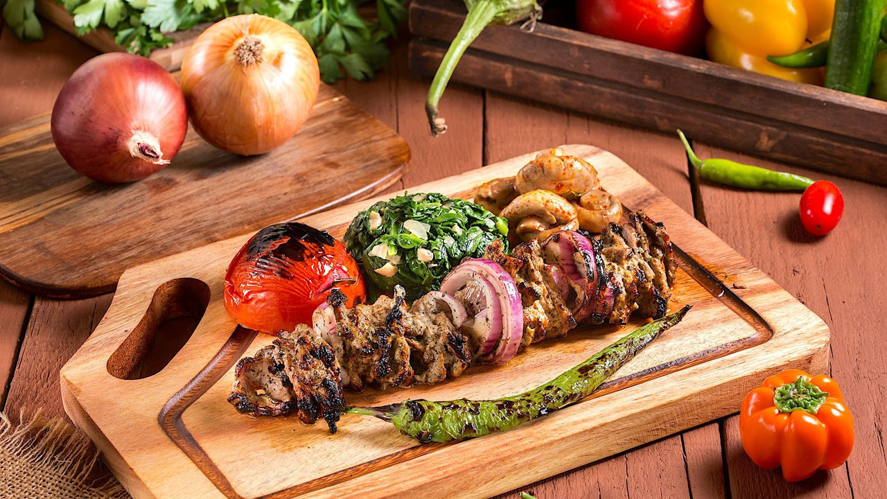 76 yıldır konuklarını ağırlayan Köşkeroğlu Silivri’de çiftlik kurdu