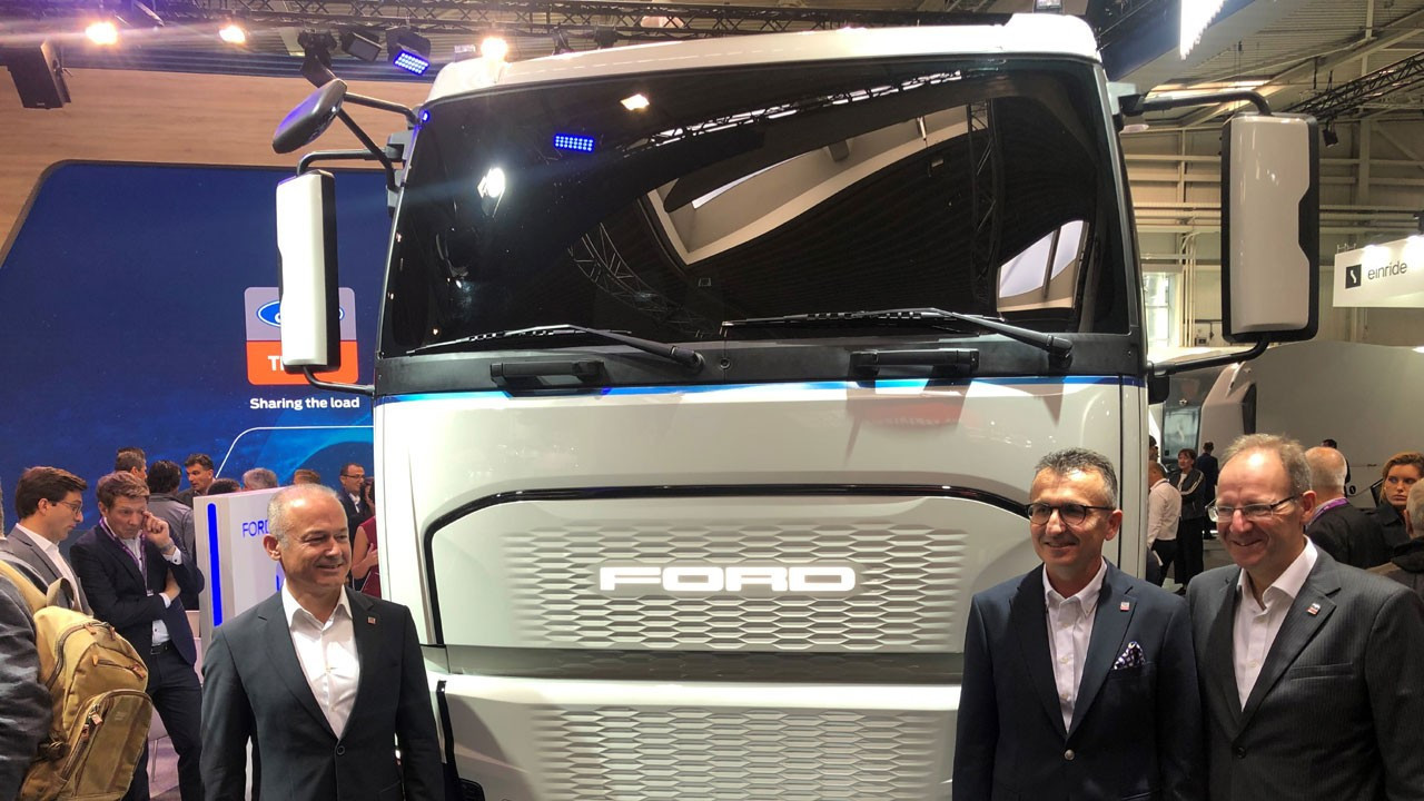 Ticari araç üreticilerinden Almanya’da ‘elektrikli’ şov!