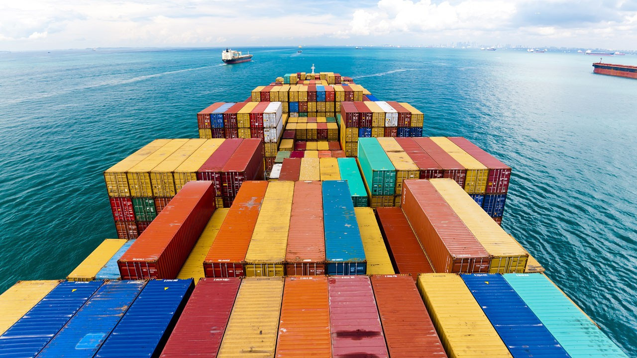 Yeni gemiler, navlunu daha da düşürecek