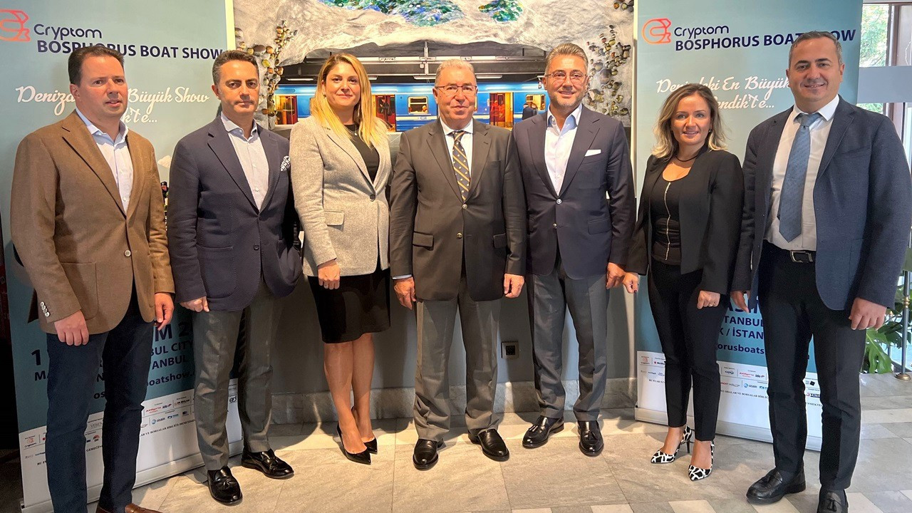 Denizde 5 milyar TL’lik şov