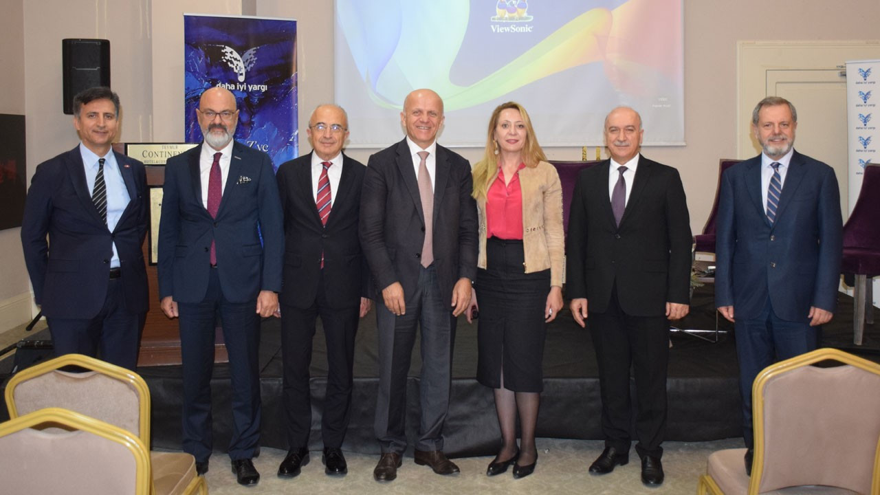 “Hukuk kötüyse ekonomi de kötü hukuk iyi ise ekonomi de iyidir”