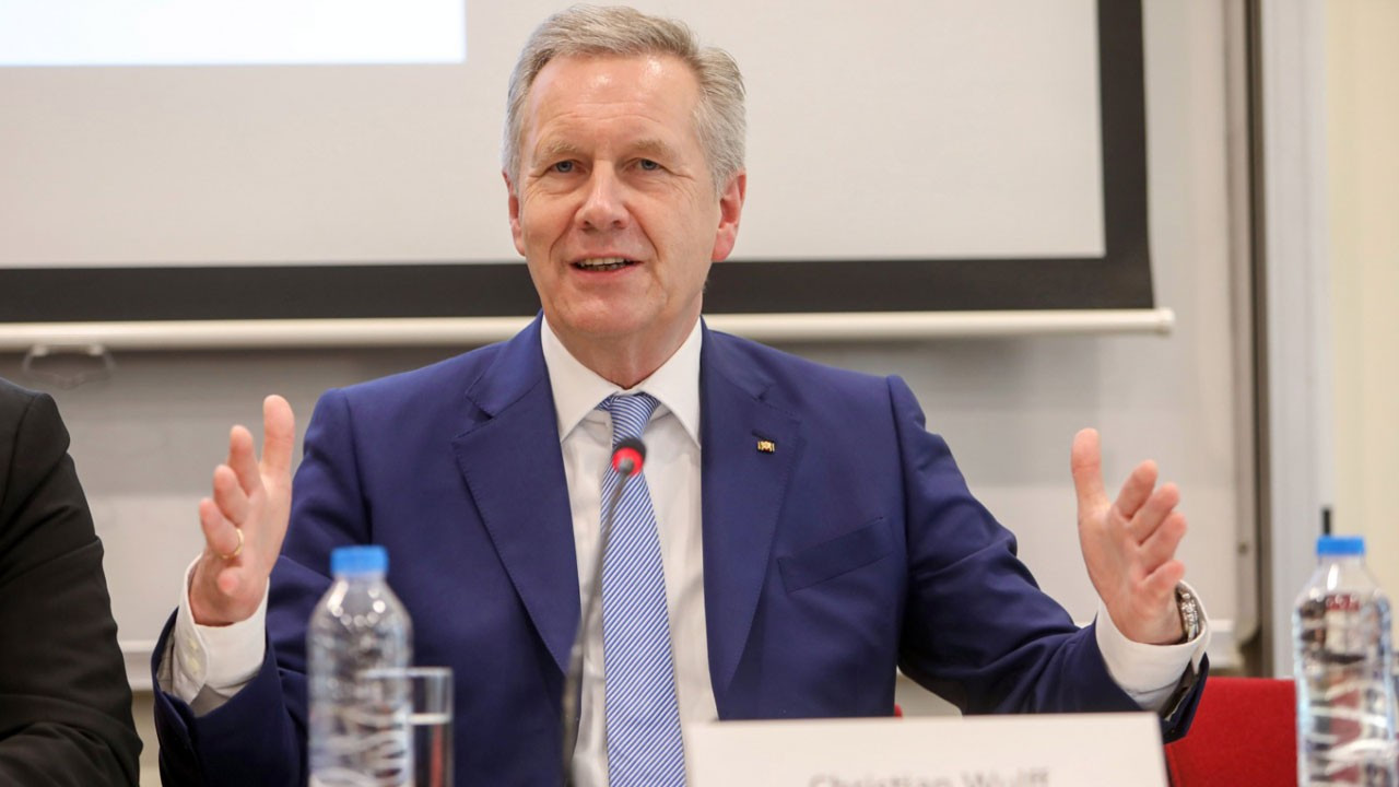 Wulff: “Sınırı olmadığı halde bu kadar yakın iki ülke yok”