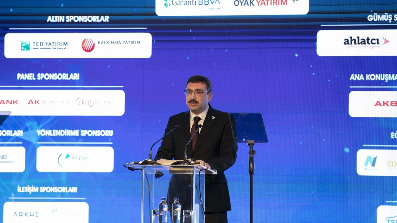 SPK Başkanı Gönül: Şirket sahiplerinin hisselerle ilgili konuşmasına sıcak bakmıyoruz