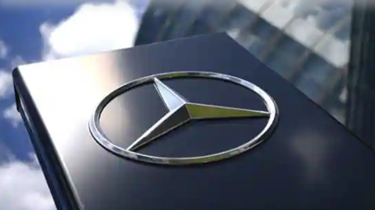 Mercedes ve Google'dan bilgisayarlı otomobil atağı