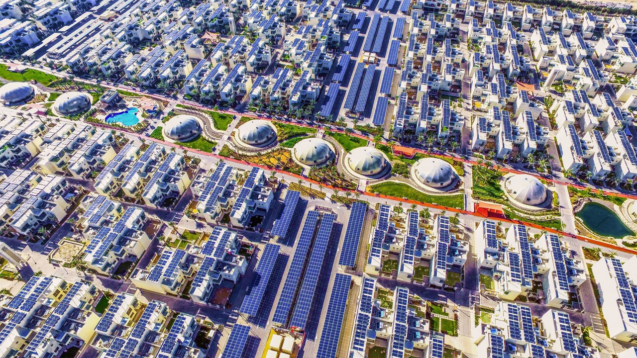 Körfez gaz ve petrolden kısa kısa farklılaşma atağında