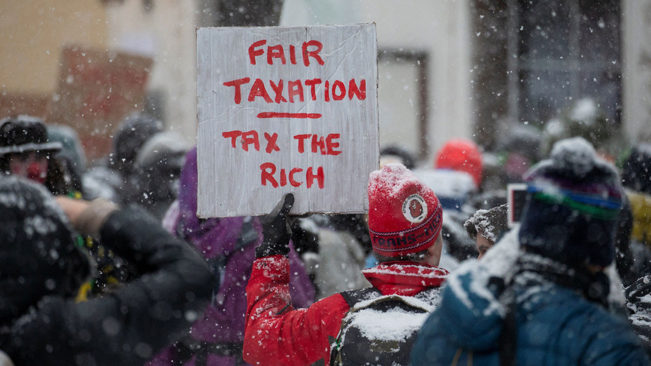 Oxfam’dan Davos Zirvesi’nde ‘zengini vergilendir’ çağrısı