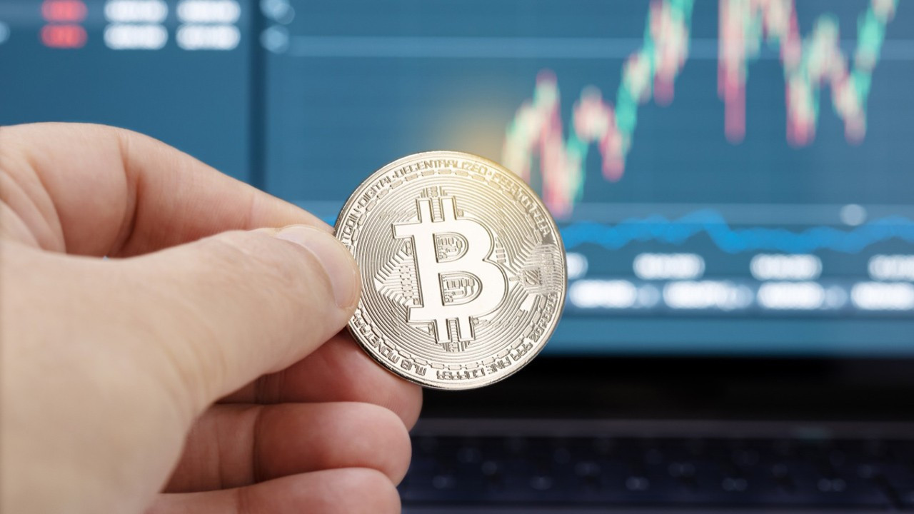 Kripto paralarda sert hareket: Bitcoin 3 ayın dibini gördü