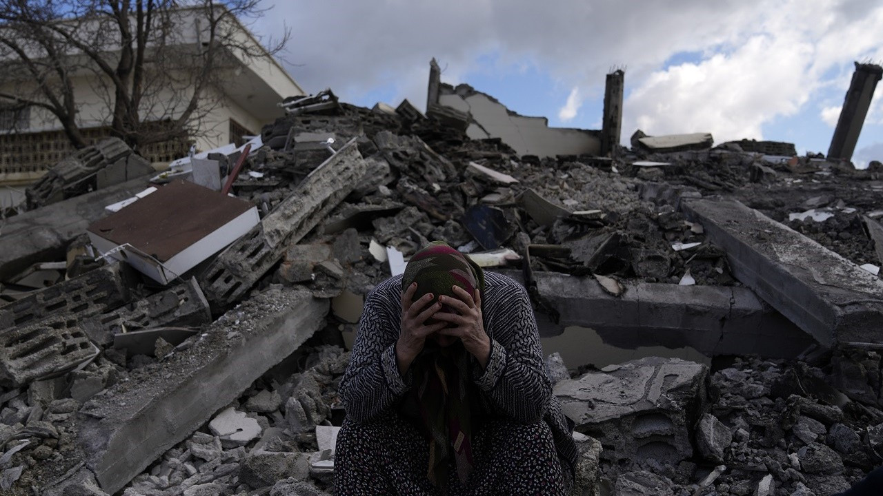 Deprem felaketinde can kaybı 41 bini aştı