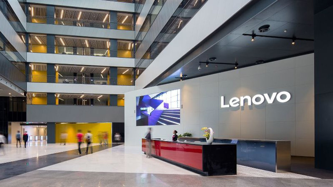 Lenovo’nun üçüncü çeyrek karı beklentileri aştı