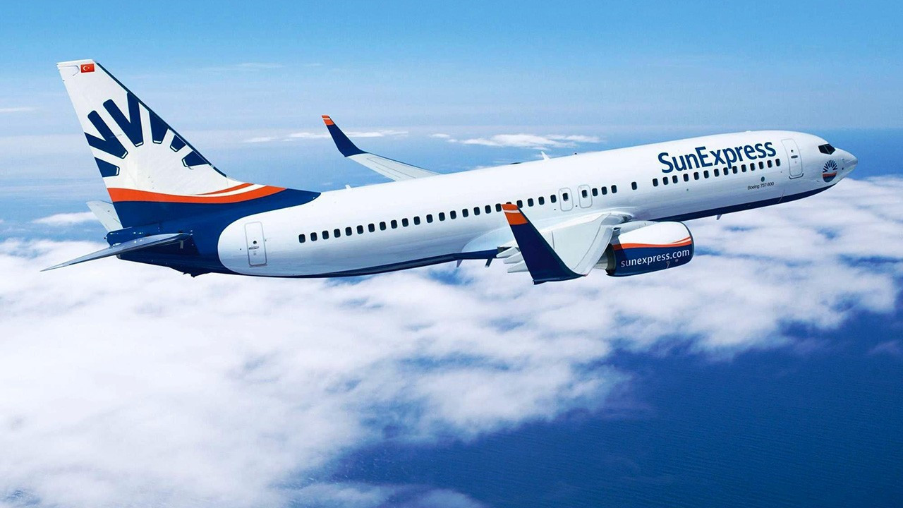 SunExpress, 15 binden fazla kişiyi tahliye etti