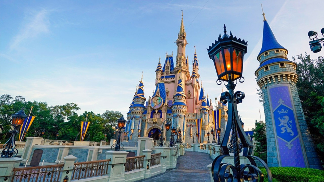 Disney’in ‘özerkliği’ feshedildi