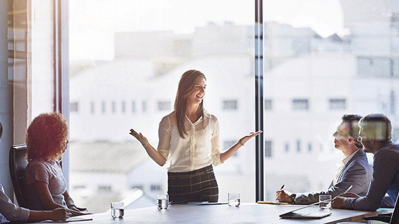 Kadınların istihdam oranı erkeklerin yarısından az