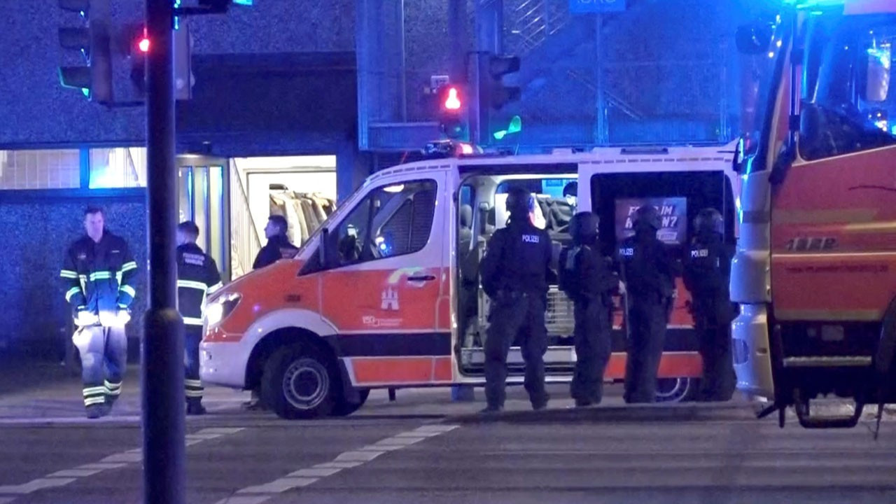 Almanya'da kiliseye silahlı saldırı: 8 ölü