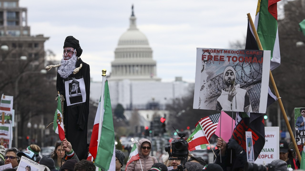 Washington'dan İran'daki protestolara destek yürüyüşü