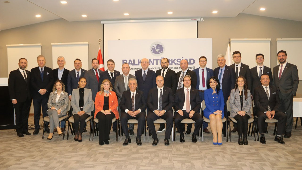 BALKANTÜRKSİAD’da Fatih Şakir güven tazeledi