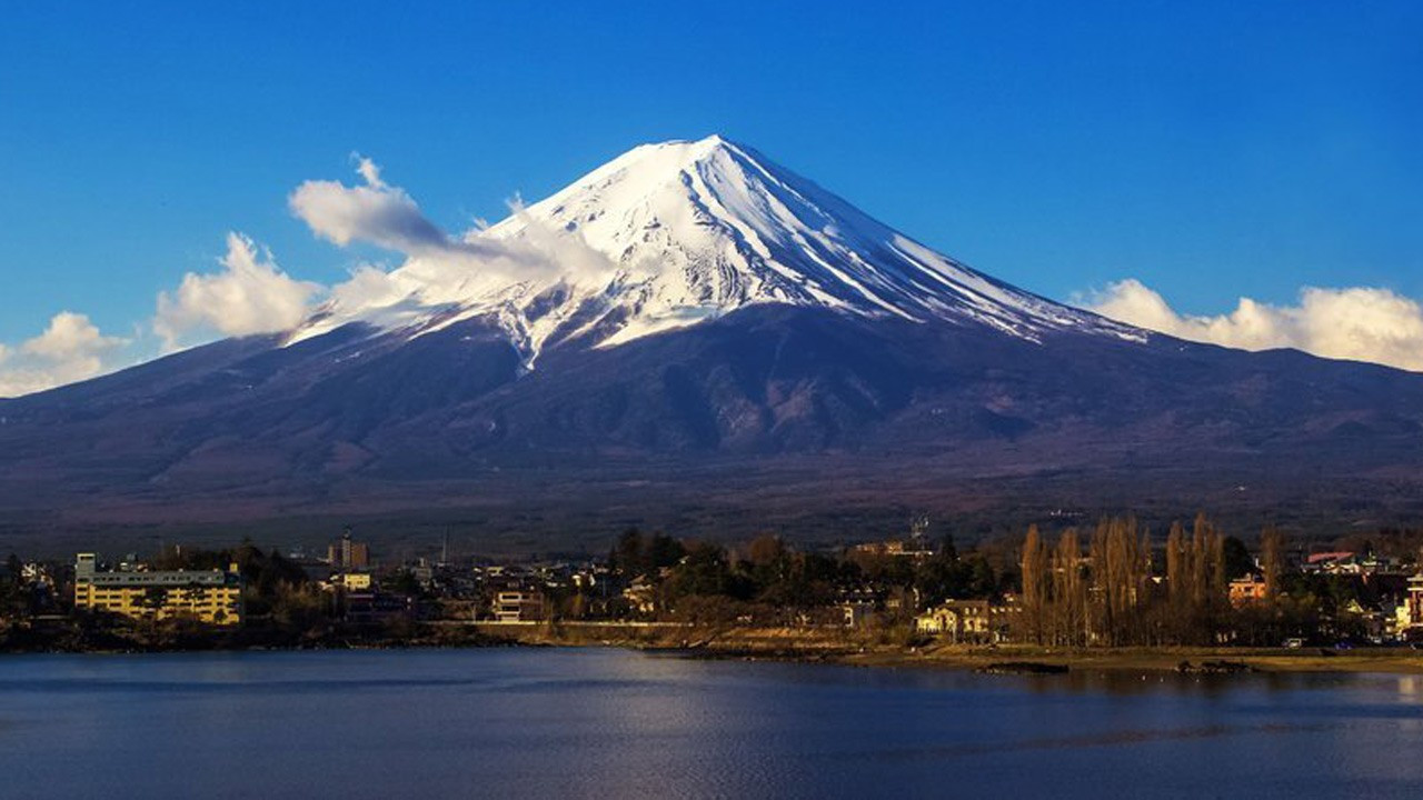 Japonya’dan vatandaşlara çağrı: Yanardağ patlarsa yürüyerek kaçın
