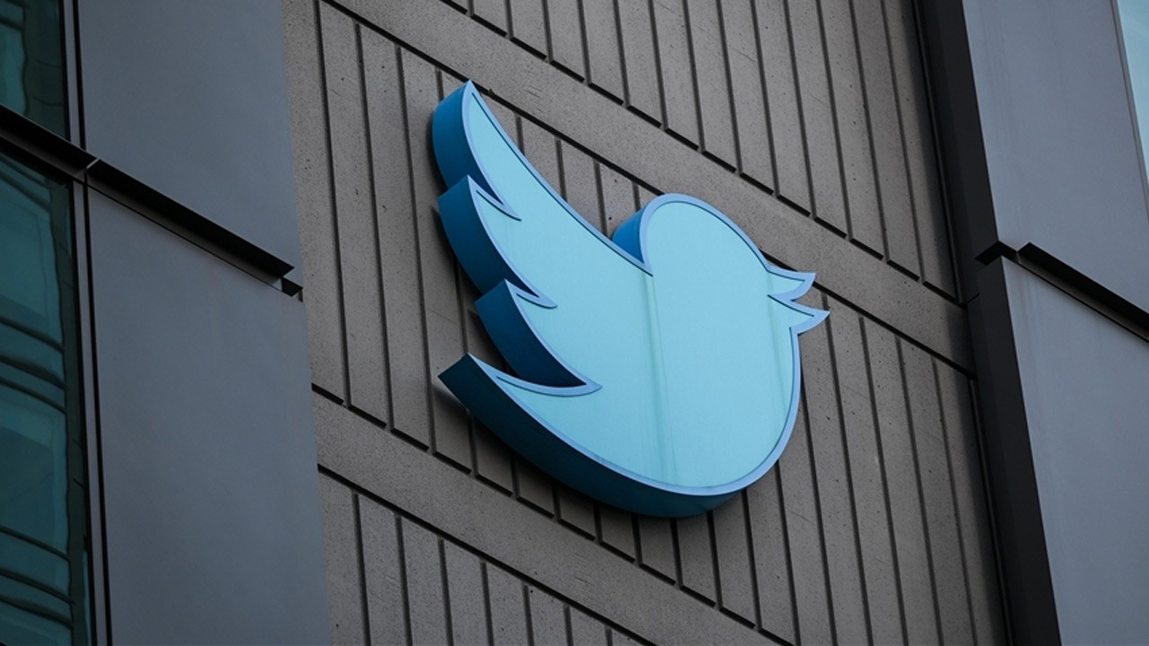 Twitter: 4 hesaba ve 409 tweete erişim engeli uygulandı