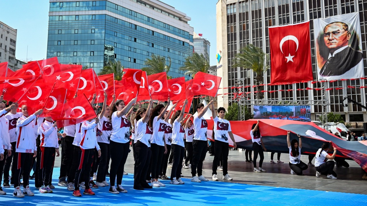 104. yılında 19 Mayıs coşkusu