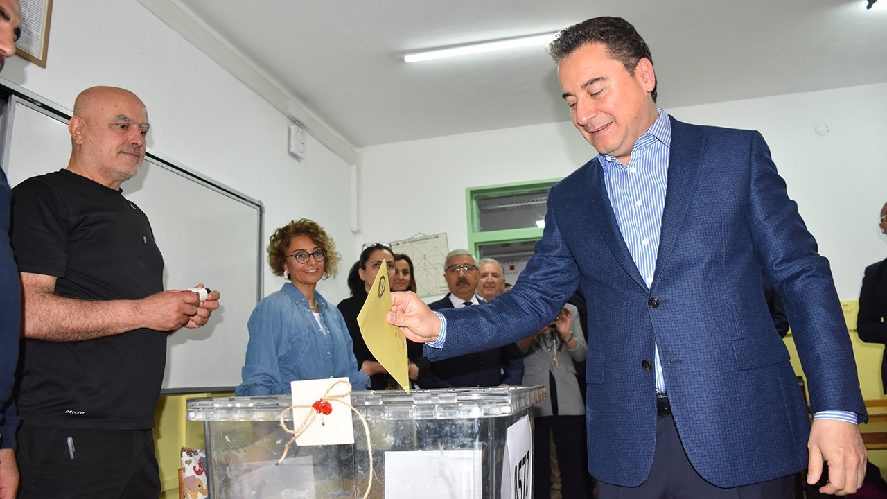 Ali Babacan: Ankara'daki tüm teşkilatlarımızı görevlendirdik