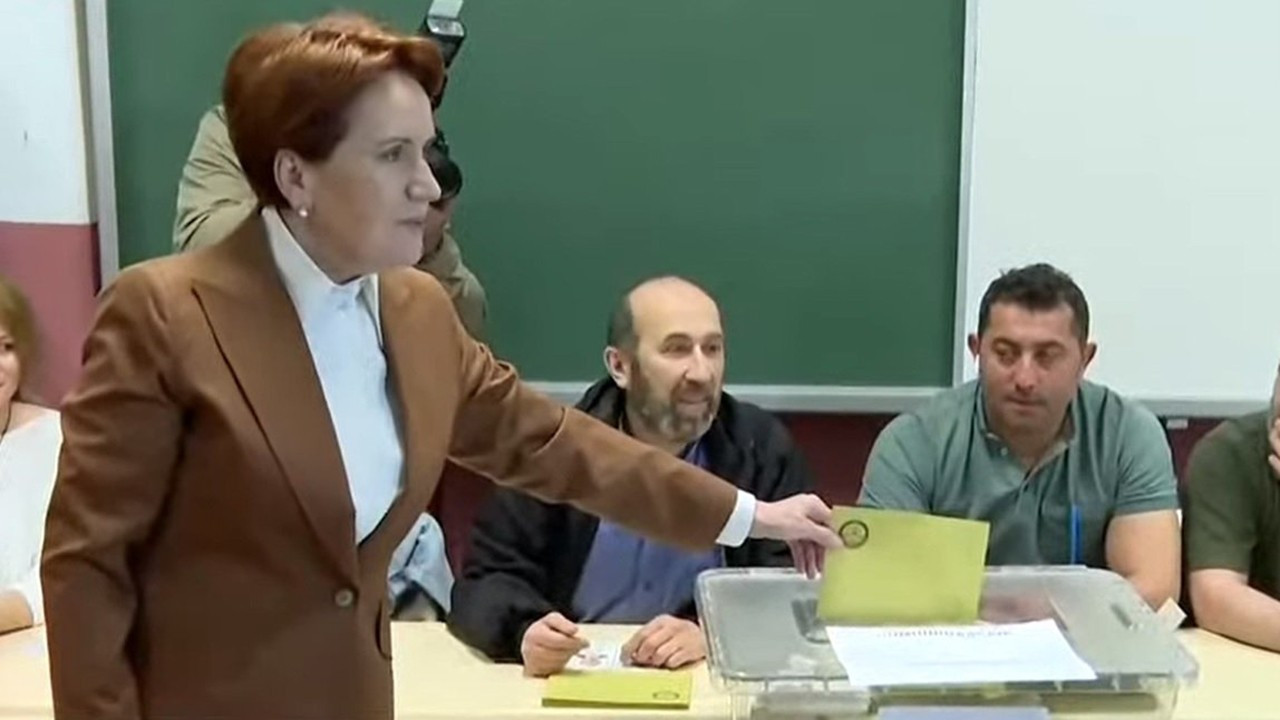 Meral Akşener oyunu kullandı