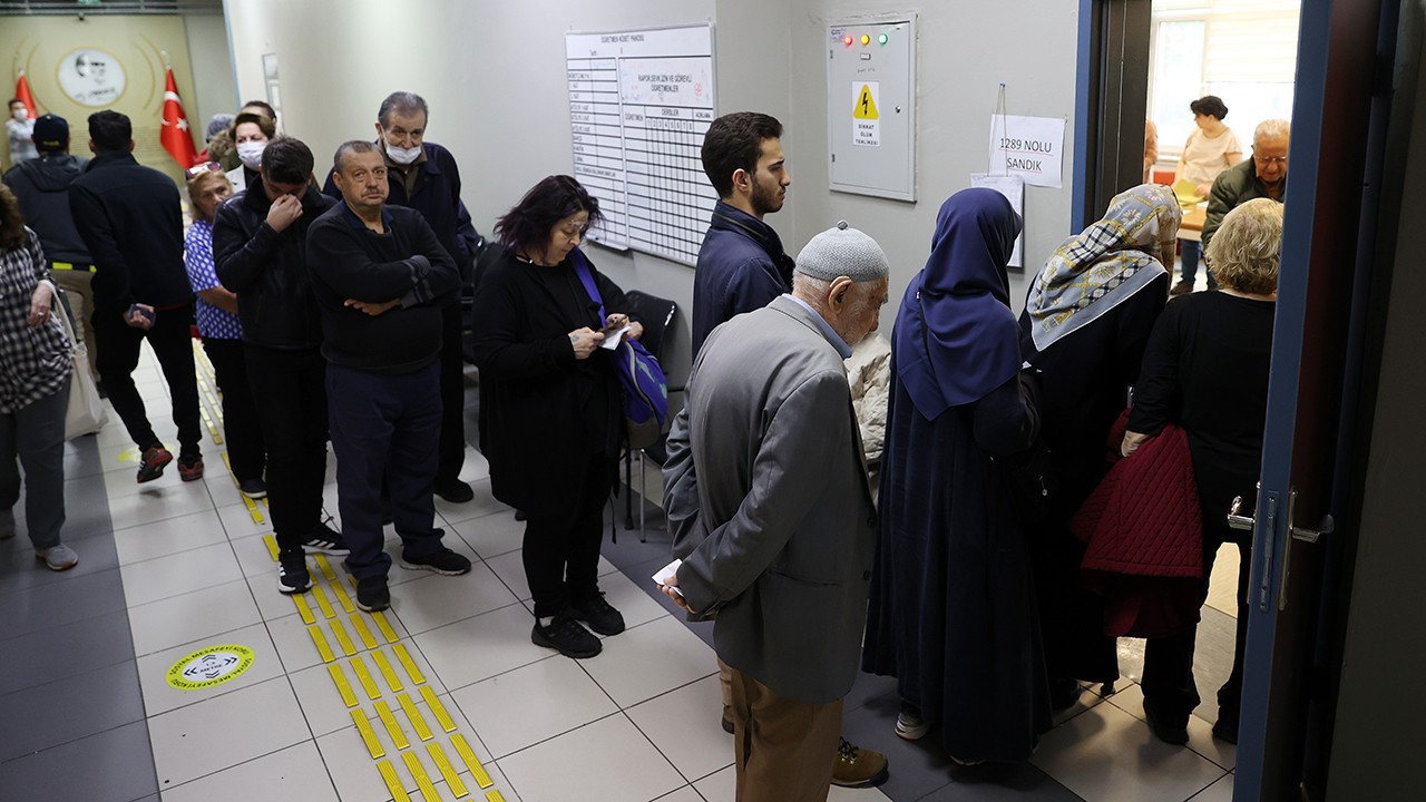 İstanbul'da oy kullanma yoğunluğu