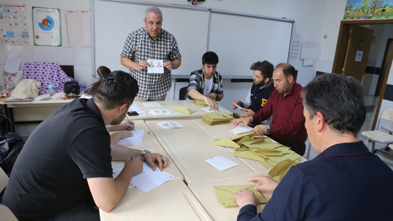 Erdoğan yeniden Cumhurbaşkanı