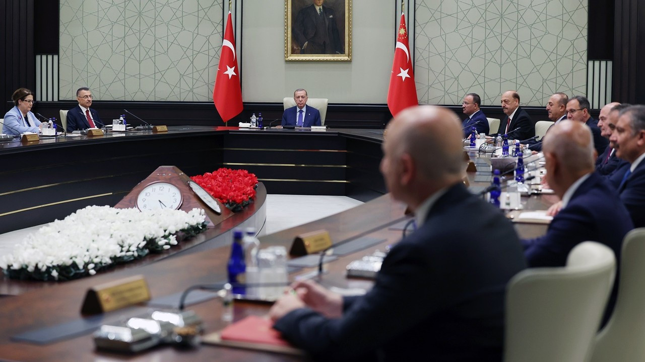 Yeni Kabine öncesi son toplantı 2 saat sürdü