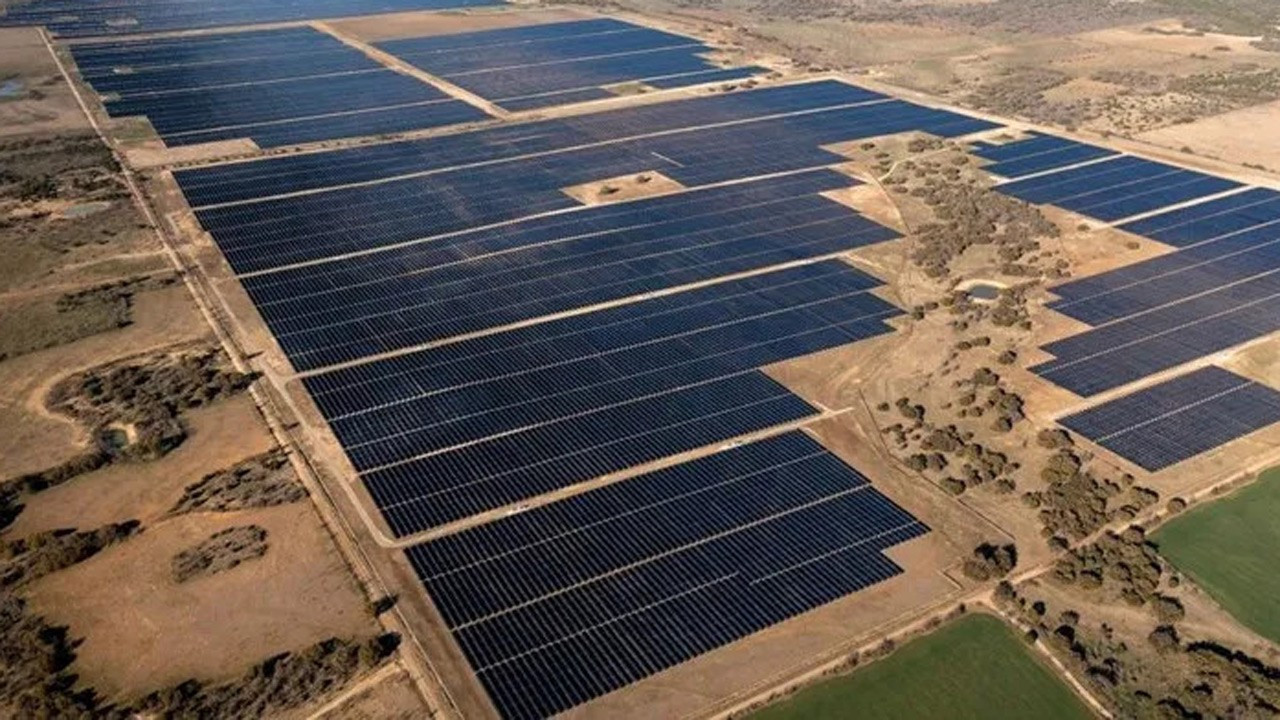 Gümüşe alternatif: Güneş paneli üreticileri maliyet baskısıyla arayışa yöneldi