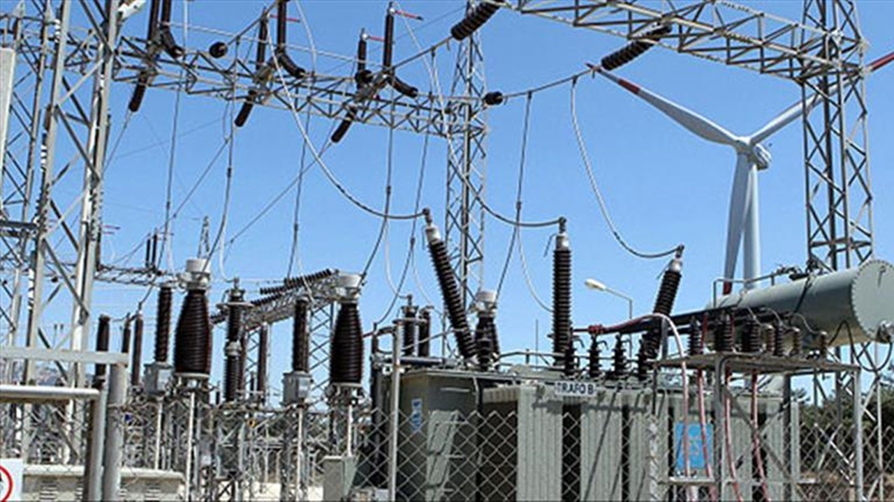 Elektrik iletim ek ücreti belirledi